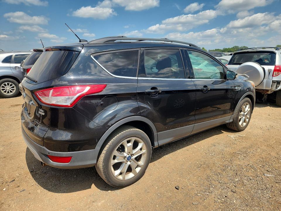 Photo 3 from auction – 2013 FORD ESCAPE with VIN 1FMCU9H98DUB24584