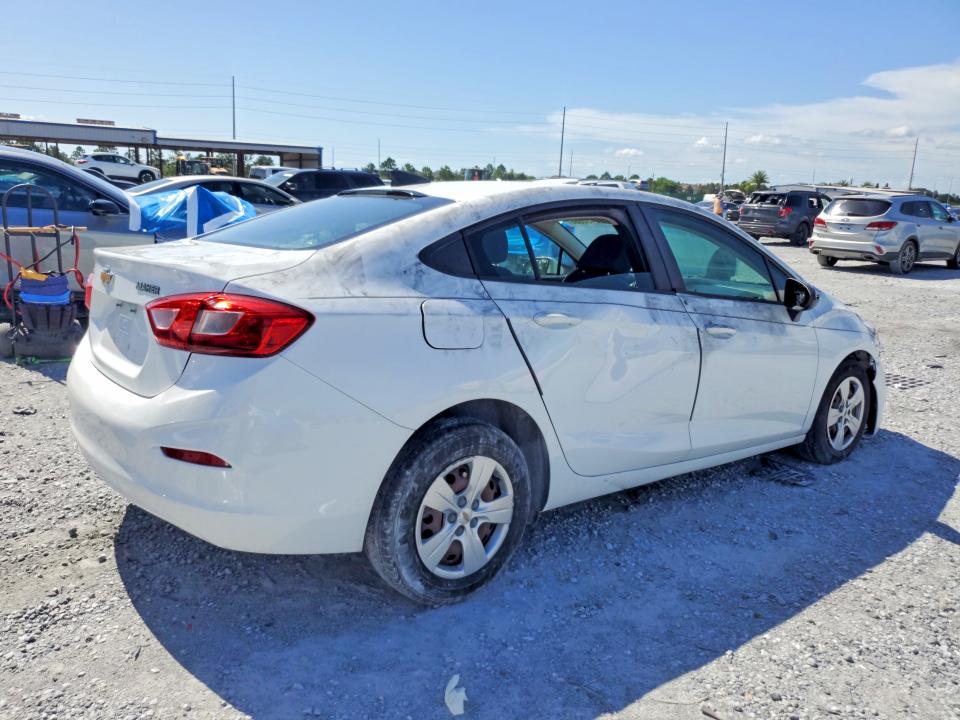 Photo 3 from auction – 2018 CHEVROLET CRUZE with VIN 1G1BC5SM0J7211634
