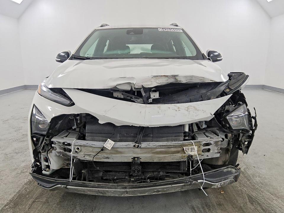 Photo 5 from auction – 2023 CHEVROLET BOLT EUV with VIN 1G1FY6S06P4140990