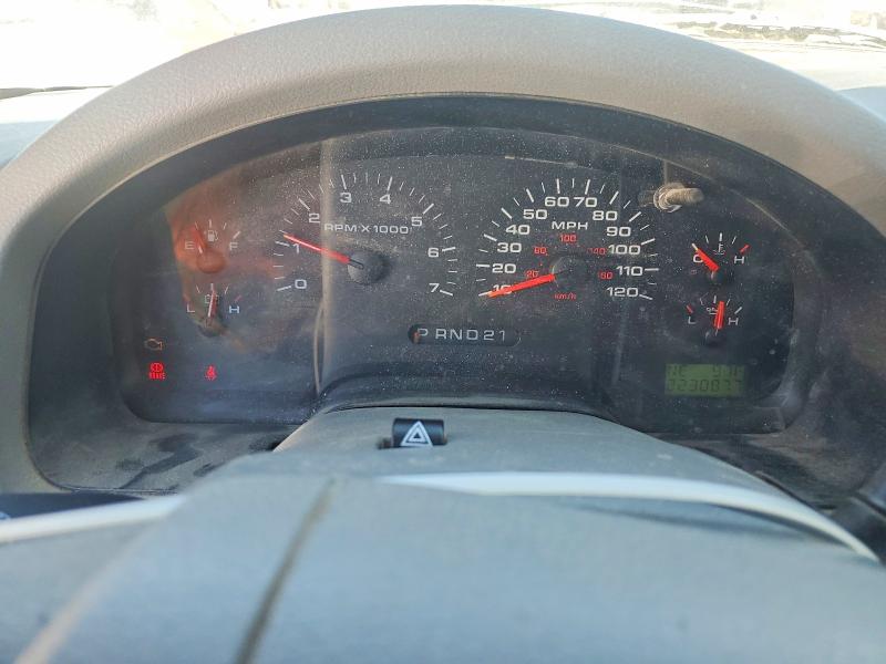 Photo 9 from auction – 2004 FORD F150 with VIN 1FTRX12W44NB76231