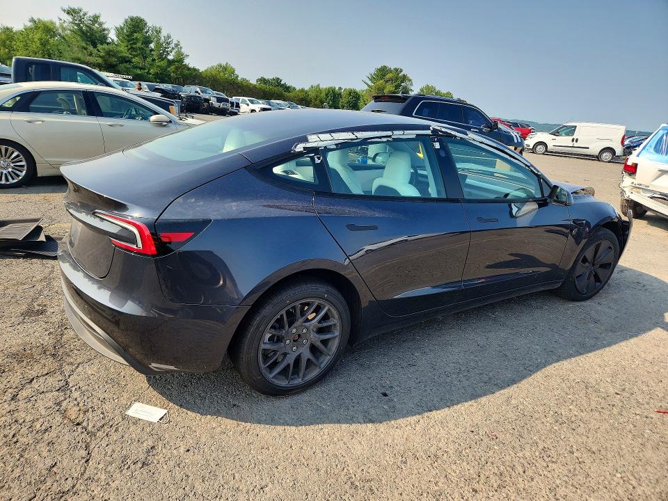 Zdjęcie 3 z aukcji – 2025 TESLA MODEL 3 z VIN 5YJ3E1EA7SF986234