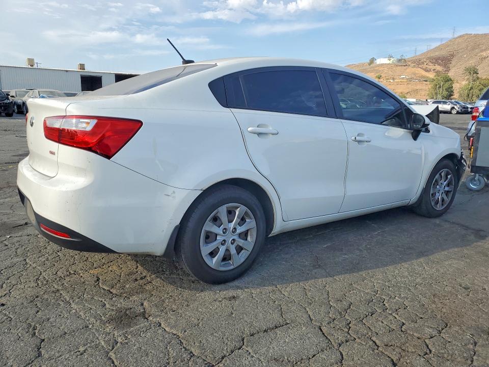 Photo 3 from auction – 2013 KIA RIO with VIN KNADM4A32D6291493
