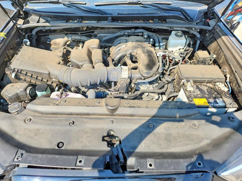 Снимка 11 от търг – 2022 TOYOTA 4RUNNER с VIN JTETU5JR6N6076933