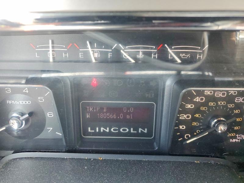 Photo 9 from auction – 2010 LINCOLN NAVIGATOR with VIN 5LMJJ3J51AEJ03258