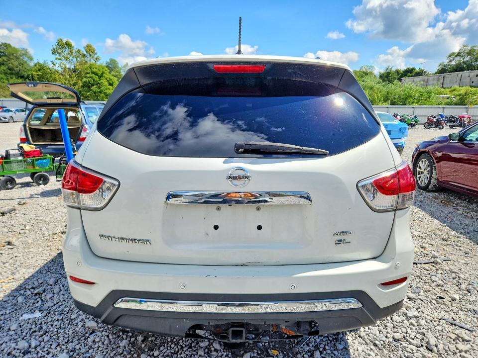 Photo 6 from auction – 2014 NISSAN PATHFINDER with VIN 5N1AR2MM1EC620604
