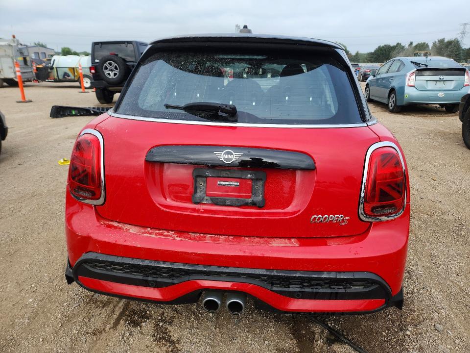 Фото 6 с аукциона – 2023 MINI COOPER с VIN WMW53DK00P2T50094