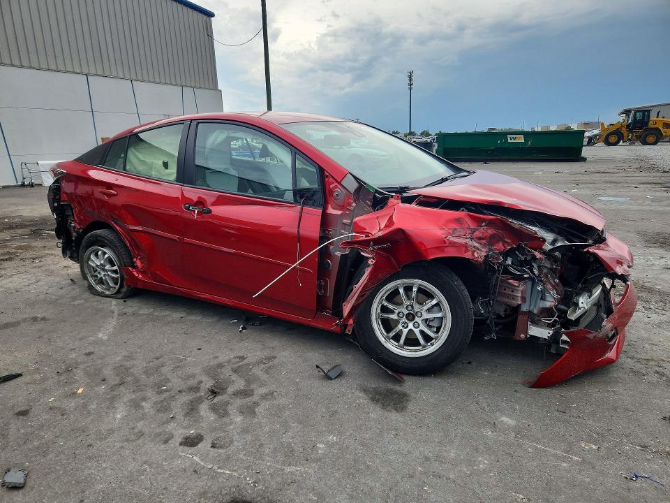 Photo 4 from auction – 2017 TOYOTA PRIUS with VIN JTDKARFU1H3052624