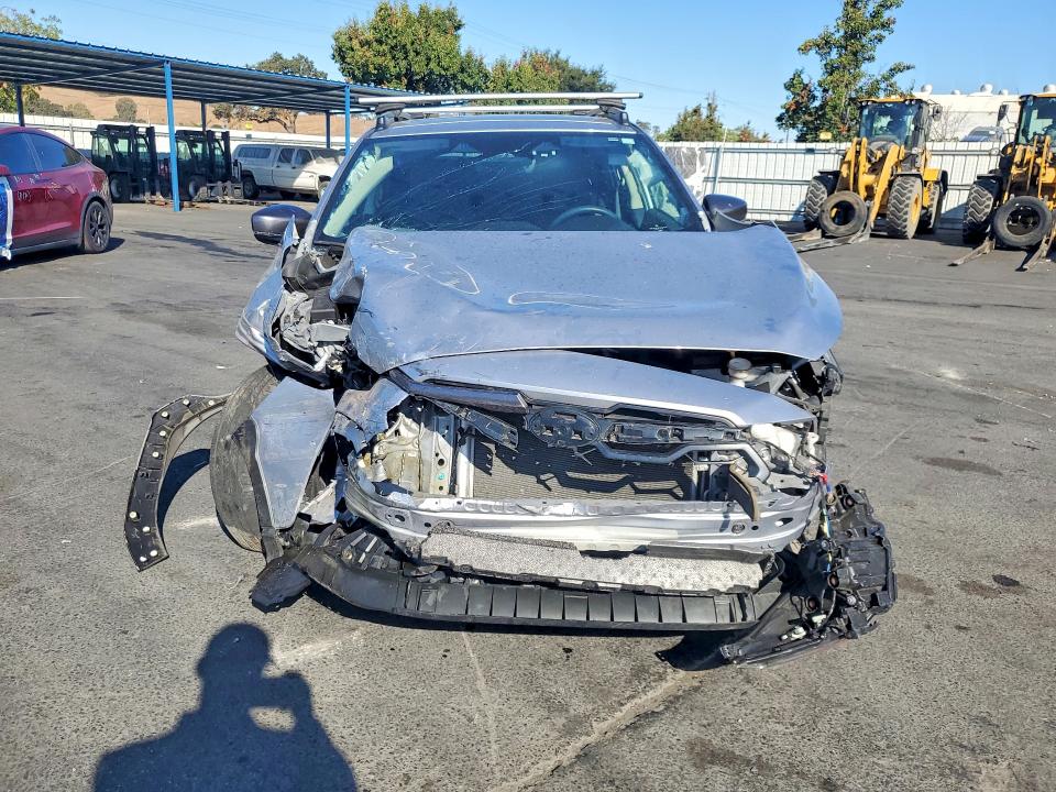Photo 5 from auction – 2024 SUBARU CROSSTREK with VIN JF2GUADC1R8304144