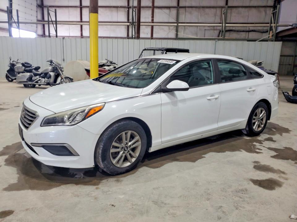 HYUNDAI SONATA 2016 with VIN 5NPE24AF0GH260616 - Photo from auction