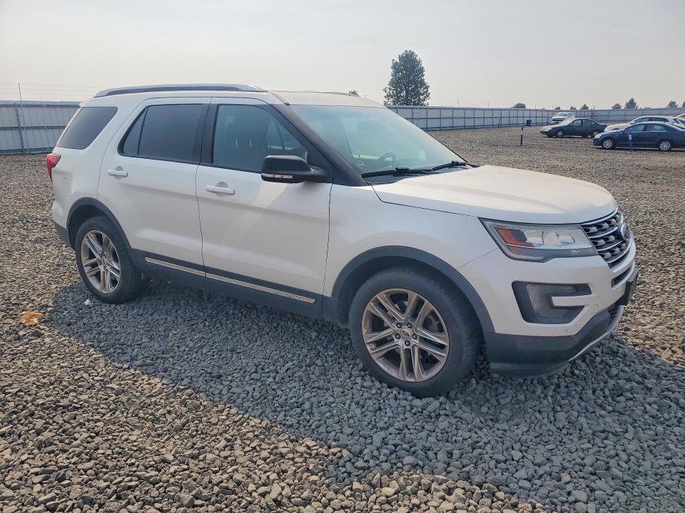 Photo 4 from auction – 2016 FORD EXPLORER with VIN 1FM5K8D86GGA33869