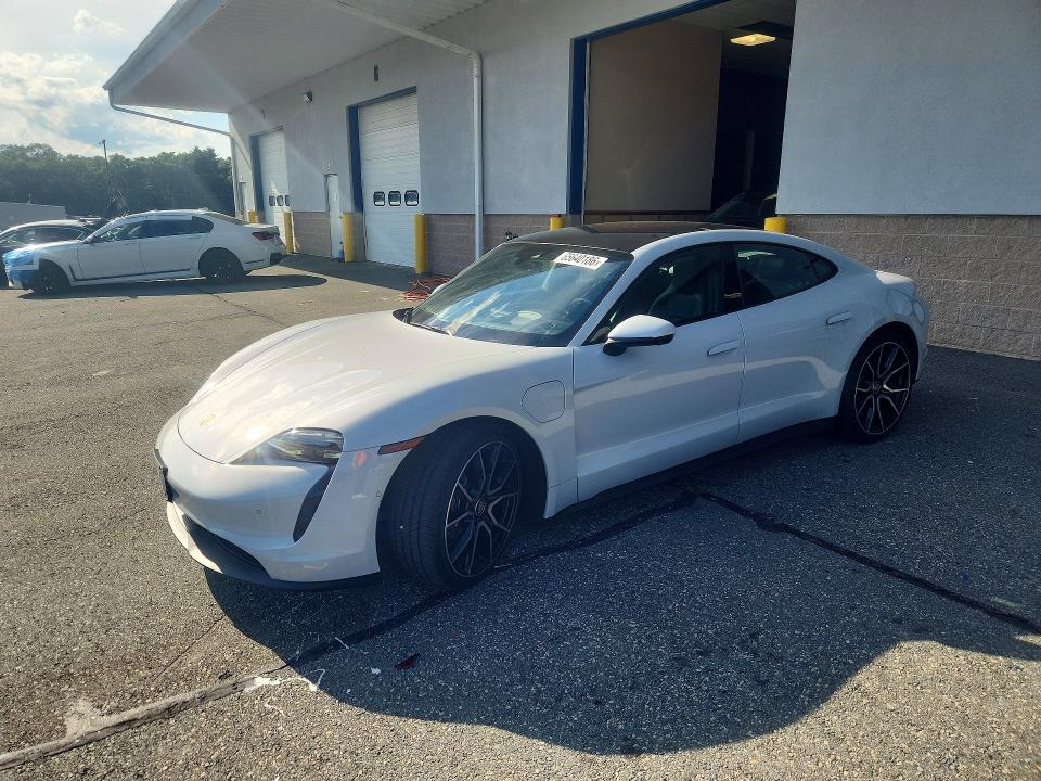 2022 PORSCHE TAYCAN - Търг №65640186