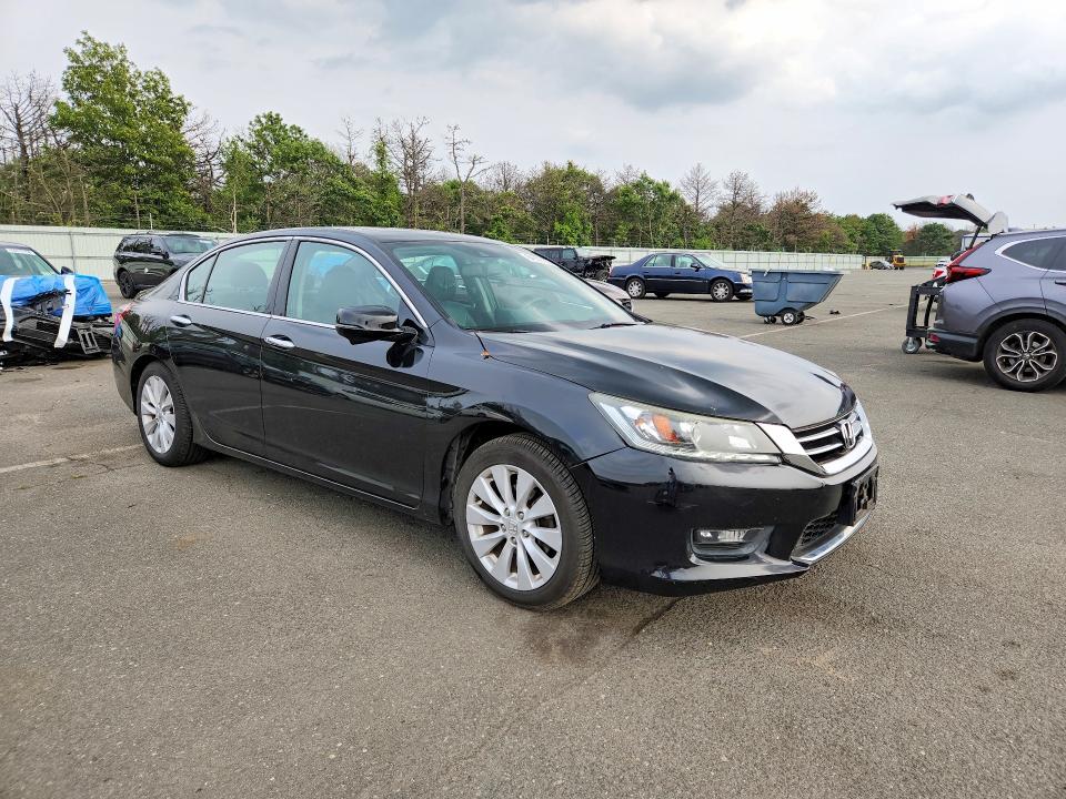 Photo 4 from auction – 2014 HONDA ACCORD with VIN 1HGCR3F82EA037412
