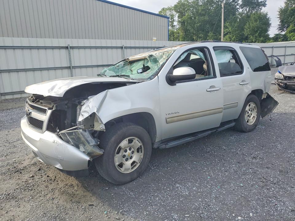 CHEVROLET TAHOE 2014 with VIN 1GNSCBE09ER199337 - Photo from auction