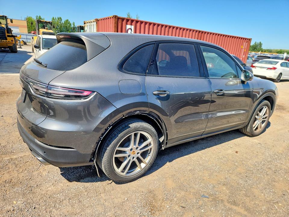 Фото 3 с аукциона – 2019 PORSCHE CAYENNE с VIN WP1AA2AY2KDA09505