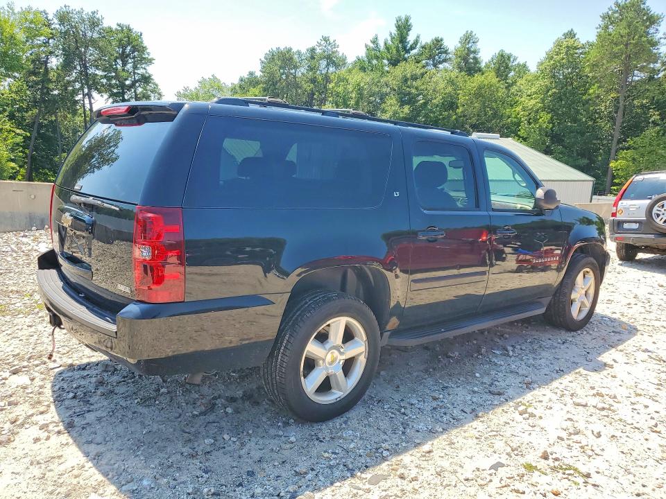 Photo 3 from auction – 2009 CHEVROLET SUBURBAN with VIN 1GNFK26329J110497