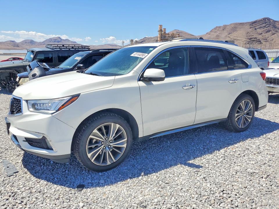 ACURA MDX 2017 with VIN 5FRYD4H52HB013374 - Photo from auction