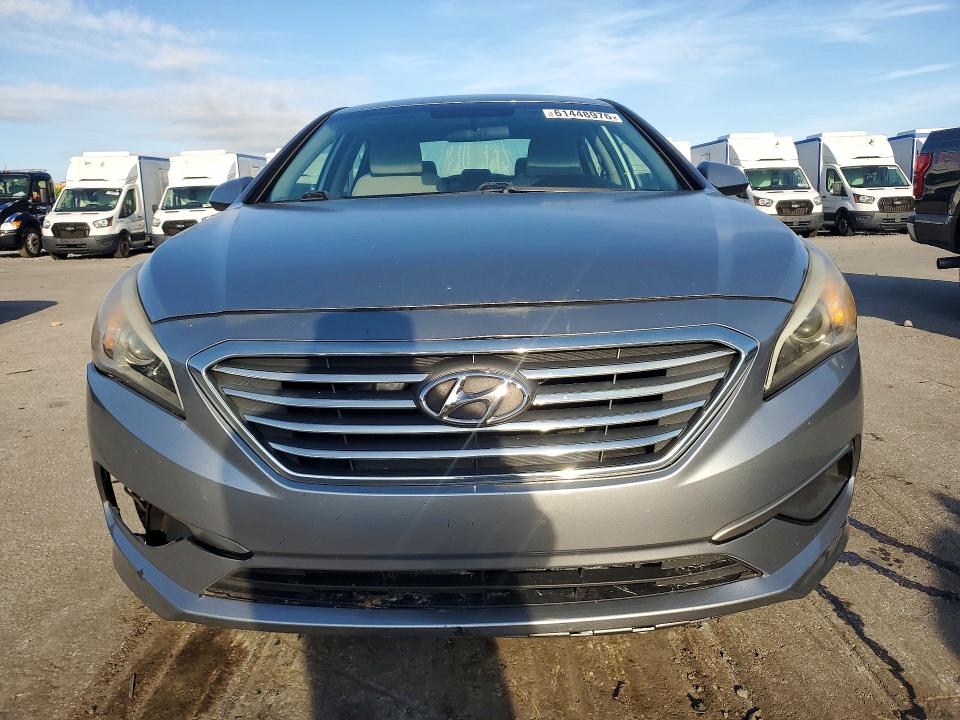 Photo 5 from auction – 2017 HYUNDAI SONATA with VIN 5NPE24AF5HH548942