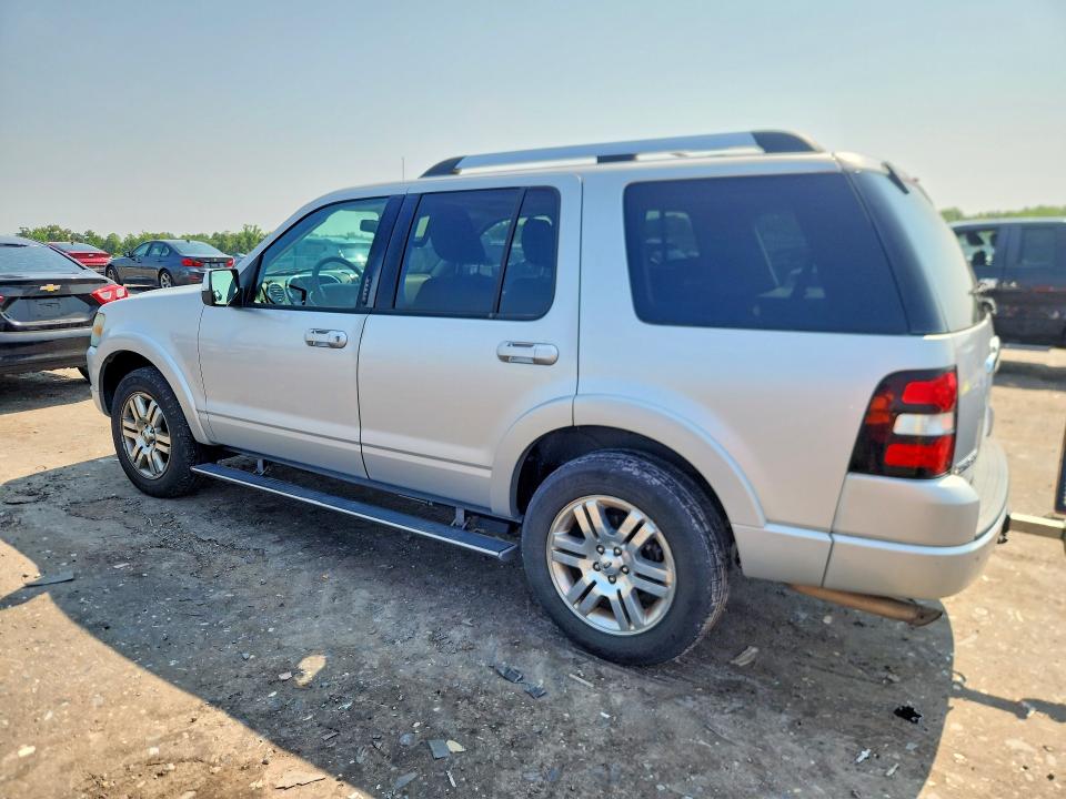 Photo 2 from auction – 2010 FORD EXPLORER with VIN 1FMEU7F80AUA95584
