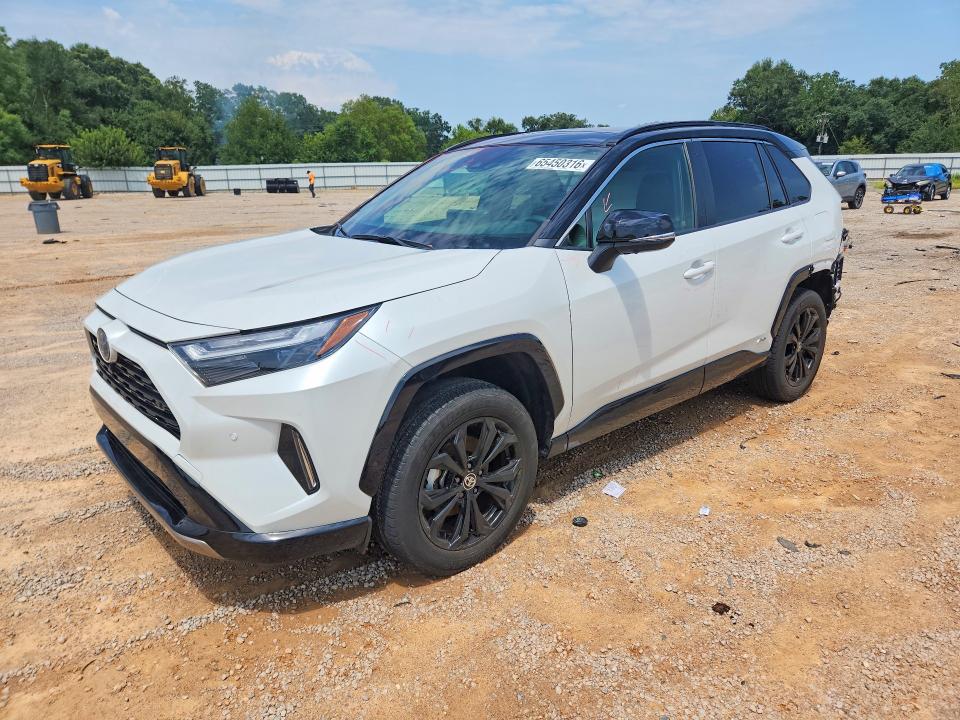 TOYOTA RAV4 2024 z numerem VIN JTME6RFV7RD561670 - Zdjęcie z aukcji