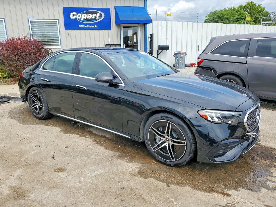 Photo 4 from auction – 2024 MERCEDES-BENZ E with VIN W1KLF6BB9RA040569