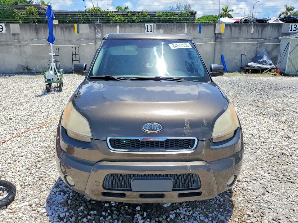 Photo 5 from auction – 2011 KIA SOUL with VIN KNDJT2A21B7314077