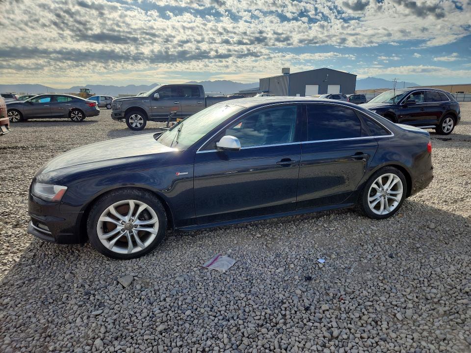 AUDI S4 2014 with VIN WAUKGAFL5EA081202 - Photo from auction