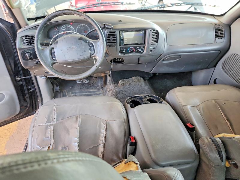 Photo 8 from auction – 2001 FORD F150 with VIN 1FTRW07W21KE24754