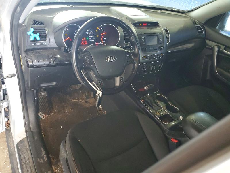 Photo 8 from auction – 2014 KIA SORENTO with VIN 5XYKT3A6XEG428048