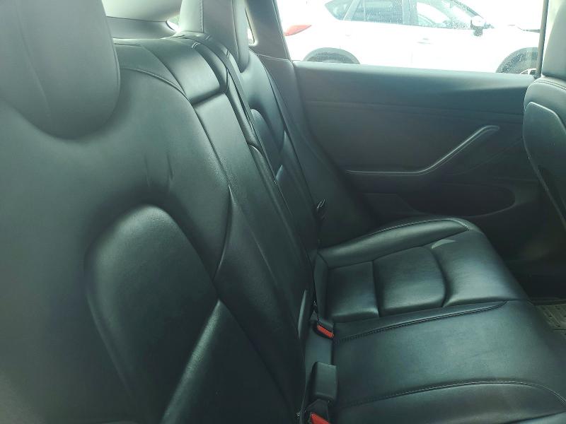 Photo 10 from auction – 2018 TESLA MODEL 3 with VIN 5YJ3E1EA0JF172117