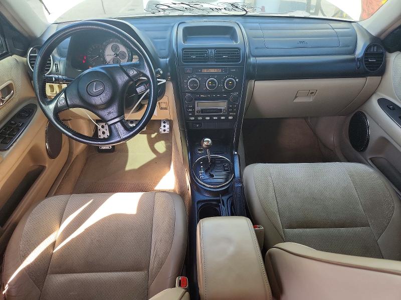 صورة رقم 8 من المزاد - 2002 LEXUS IS 300 مع VIN JTHBD192620063502