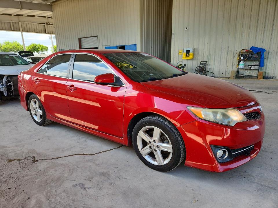 Photo 4 from auction – 2014 TOYOTA CAMRY with VIN 4T1BF1FK7EU818391