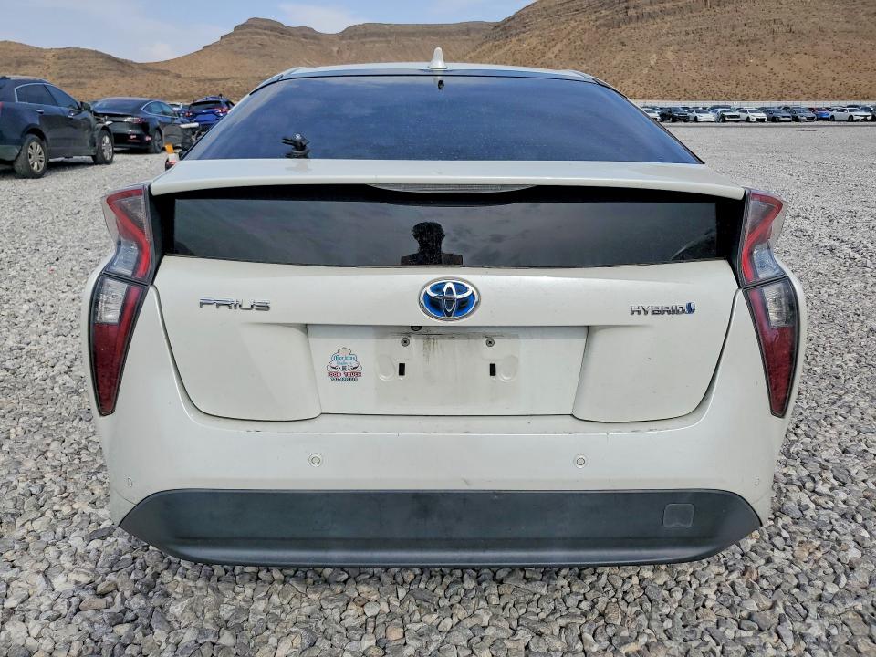 Photo 6 from auction – 2016 TOYOTA PRIUS with VIN JTDKARFU4G3010656