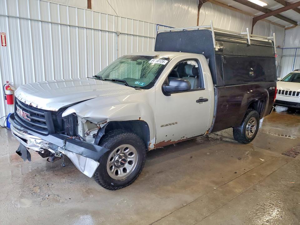 GMC SIERRA 2011 with VIN 1GTN2TE04BZ111174 - Photo from auction