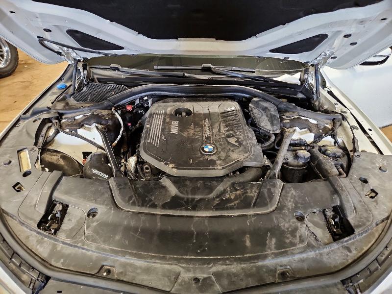 Photo 11 from auction – 2017 BMW 740 with VIN WBA7E2C39HG740616