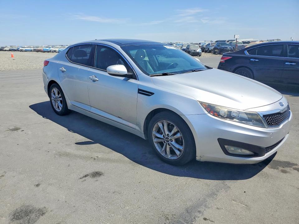 Photo 4 from auction – 2011 KIA OPTIMA with VIN KNAGN4A76B5171731