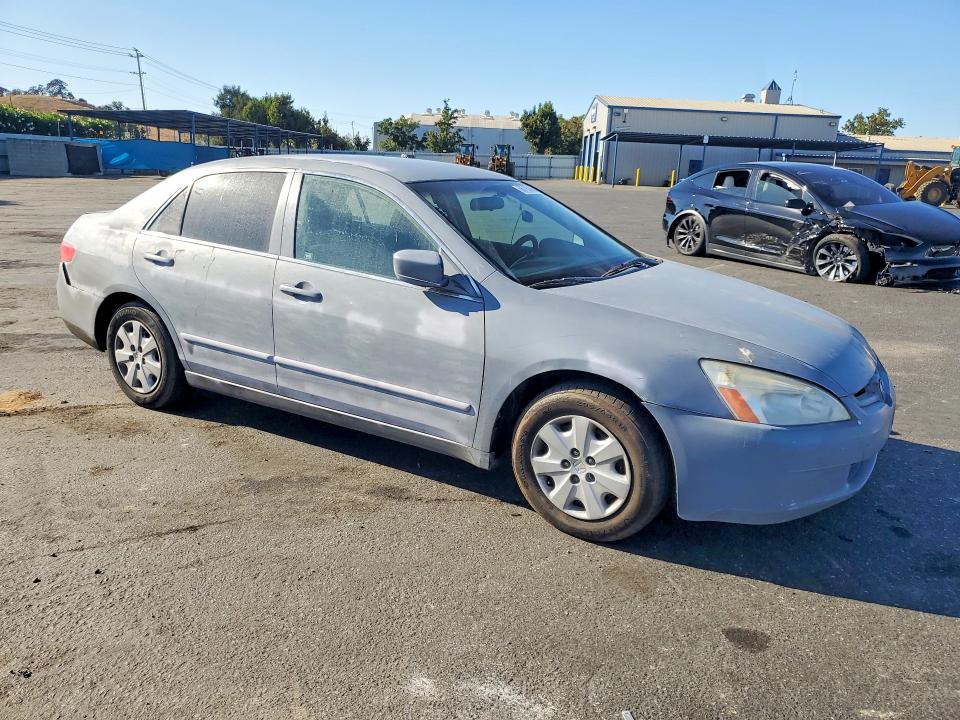 Photo 4 from auction – 2003 HONDA ACCORD with VIN JHMCM56323C045667