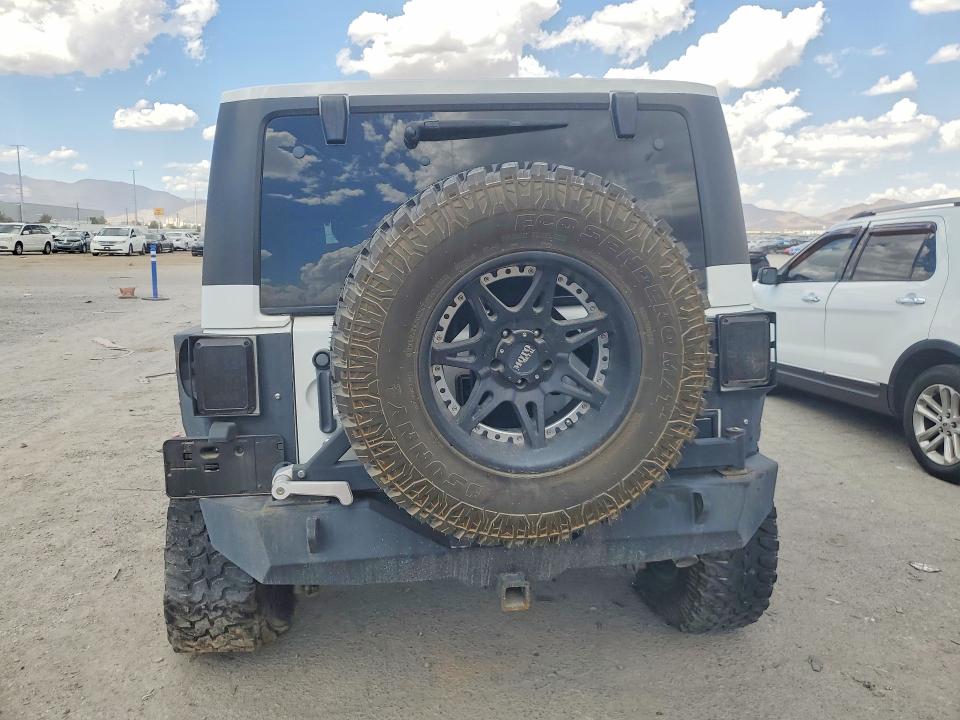 Photo 6 from auction – 2014 JEEP WRANGLER with VIN 1C4BJWEG1EL203323