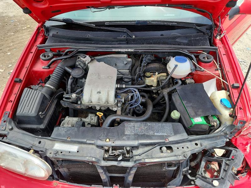 Photo 11 from auction – 1998 VOLKSWAGEN CABRIO with VIN 3VWBA81E6WM801663