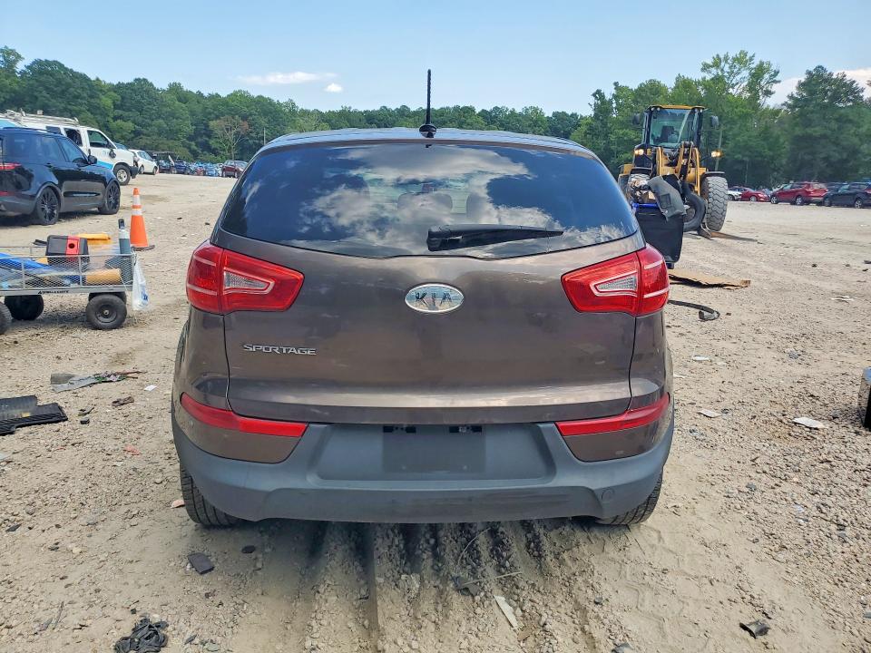 Photo 6 from auction – 2012 KIA SPORTAGE with VIN KNDPBCA2XC7238539