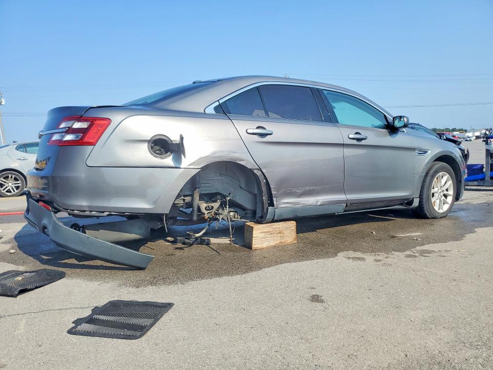 Photo 3 from auction – 2014 FORD TAURUS with VIN 1FAHP2D89EG138134
