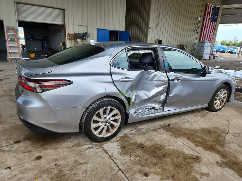 Photo 3 from auction – 2023 TOYOTA CAMRY with VIN 4TC11AK3PU186499