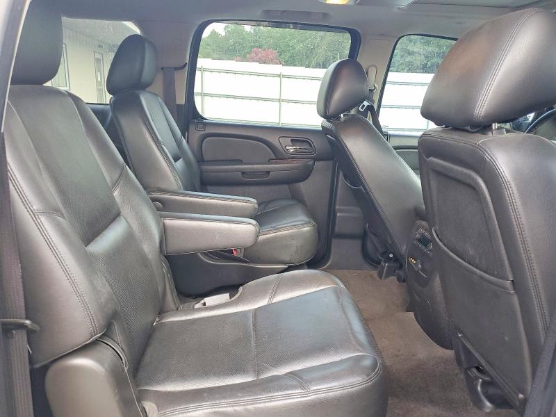 Photo 11 from auction – 2012 CHEVROLET SUBURBAN with VIN 1GNSCKE0XCR285690