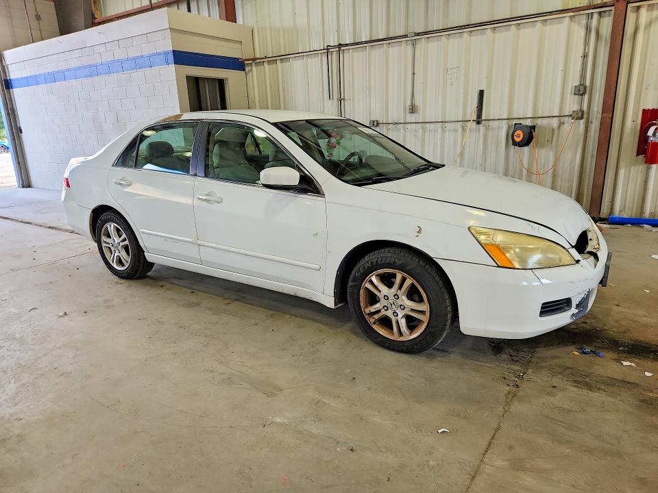 Photo 4 from auction – 2007 HONDA ACCORD with VIN 1HGCM56307A027639