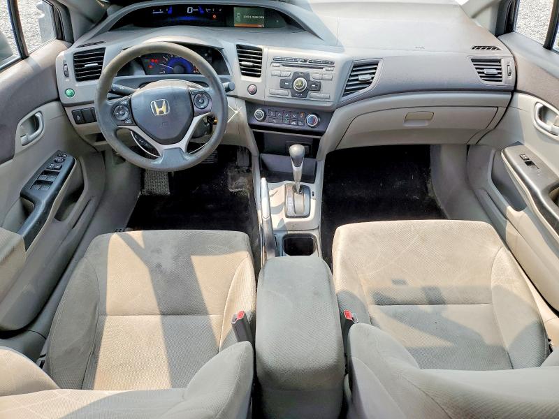 Photo 8 from auction – 2012 HONDA CIVIC with VIN 2HGFB2F42CH027020