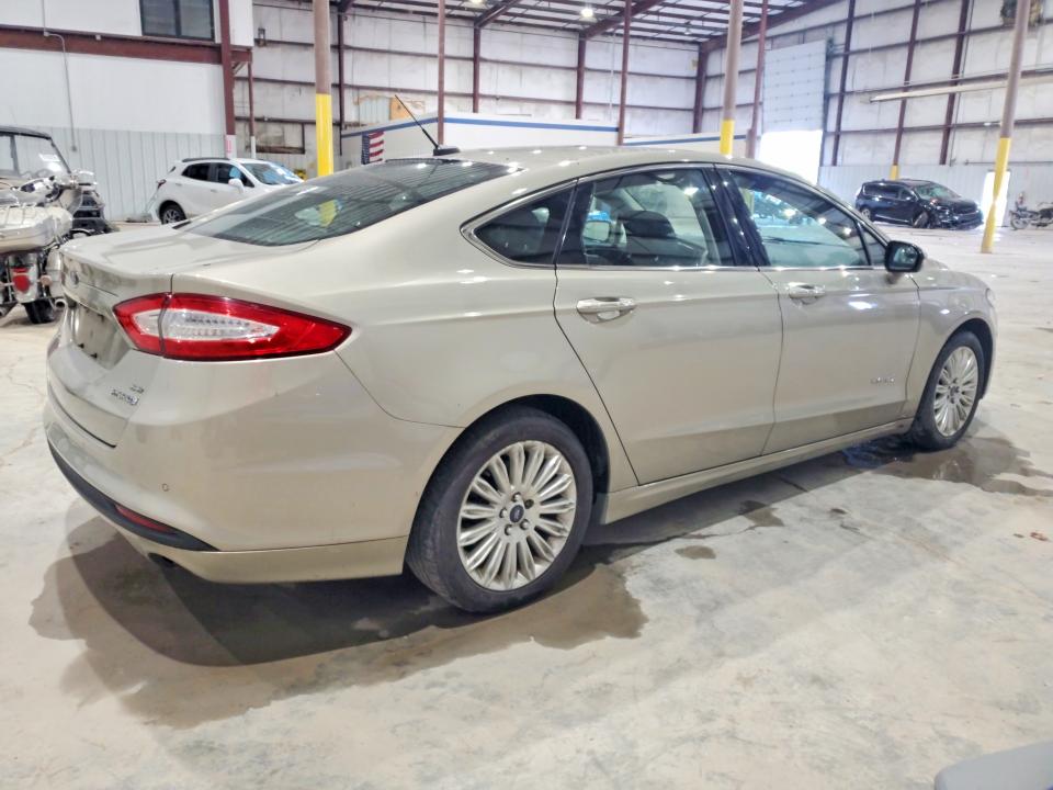 Photo 3 from auction – 2015 FORD FUSION with VIN 3FA6P0LU9FR125579