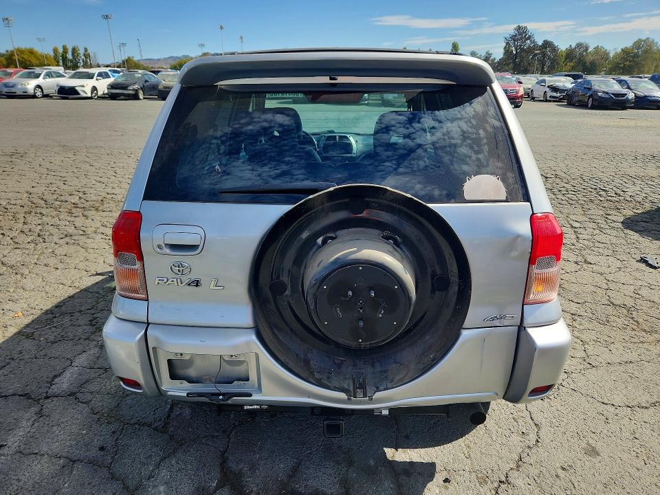 صورة رقم 6 من المزاد - 2002 TOYOTA RAV4 مع VIN JTEHH20V726014959