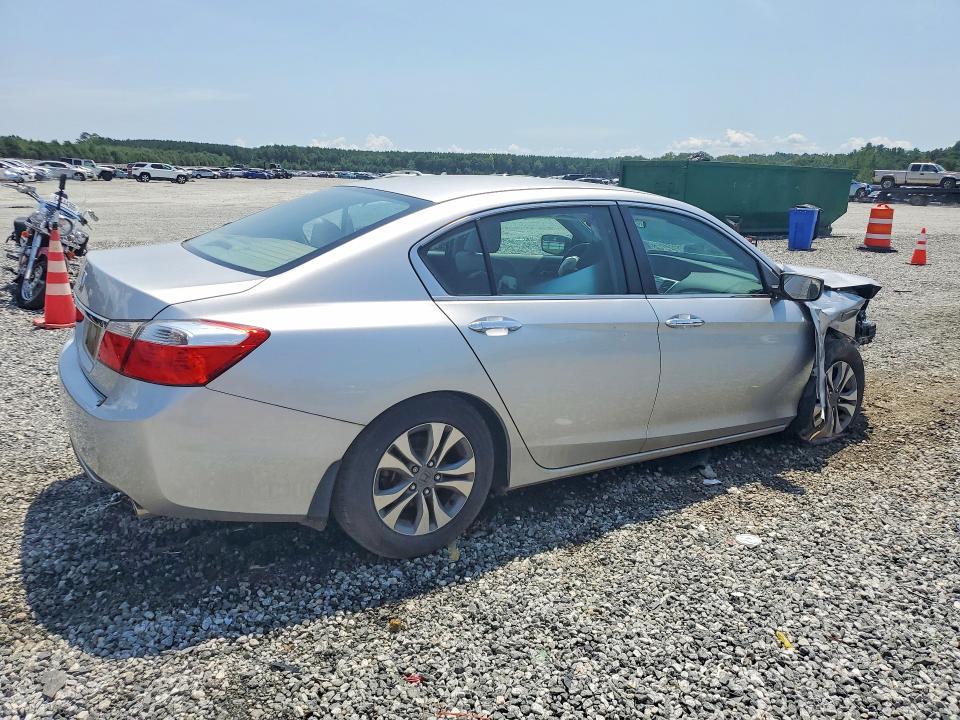 Photo 3 from auction – 2014 HONDA ACCORD with VIN 1HGCR2F31EA017117