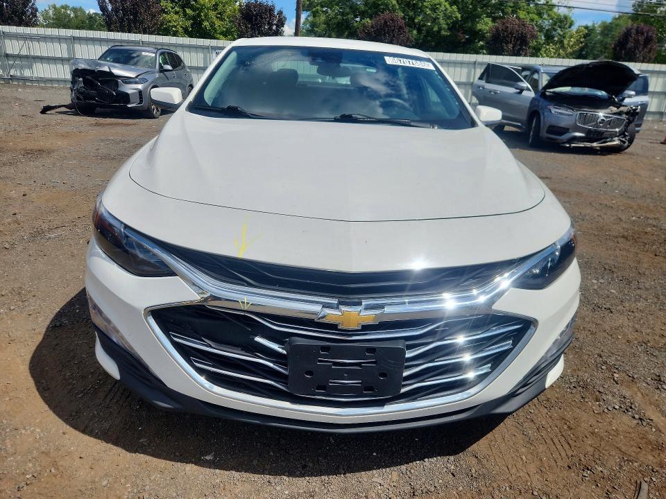 Photo 5 from auction – 2023 CHEVROLET MALIBU with VIN 1G1ZD5ST5PF176025