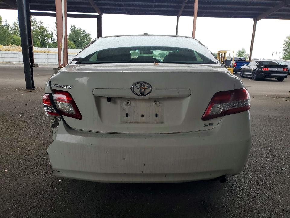 Photo 6 from auction – 2011 TOYOTA CAMRY with VIN 4T4BF3EK2BR174216