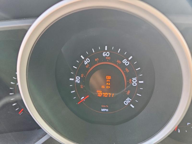 Фото 9 с аукциона – 2013 TOYOTA 4RUNNER с VIN JTEBU5JR4D5149104